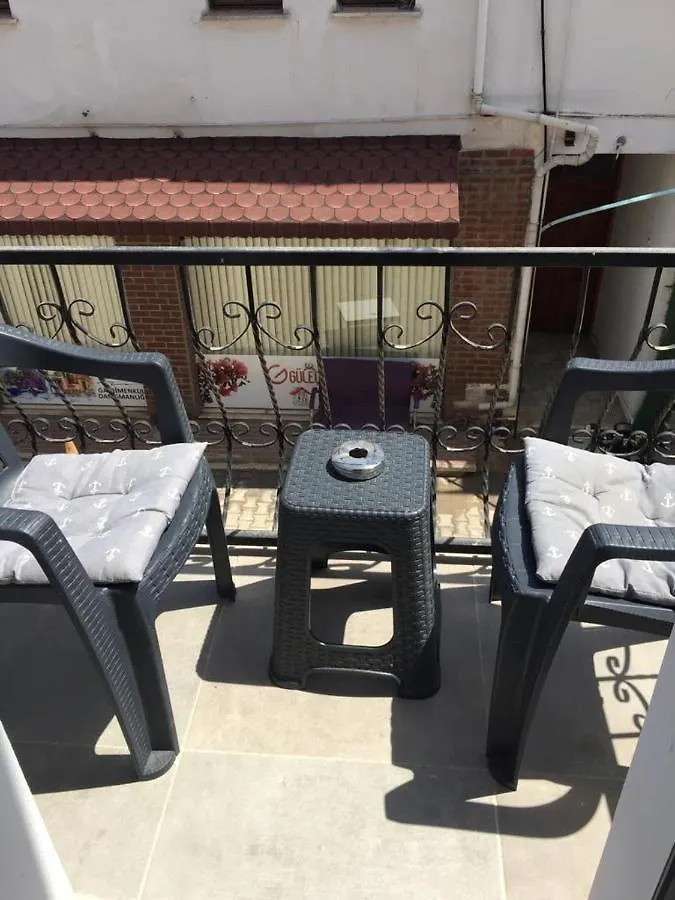 Bodrum-Turgutreis Merkezde Plaja 50 Metre Uzaklikta 1 Ve 2 Numarali Daireler Bodrum